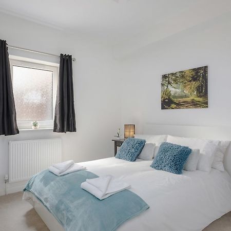 1 Bed Apt Sleeps 4 Luton  Dış mekan fotoğraf