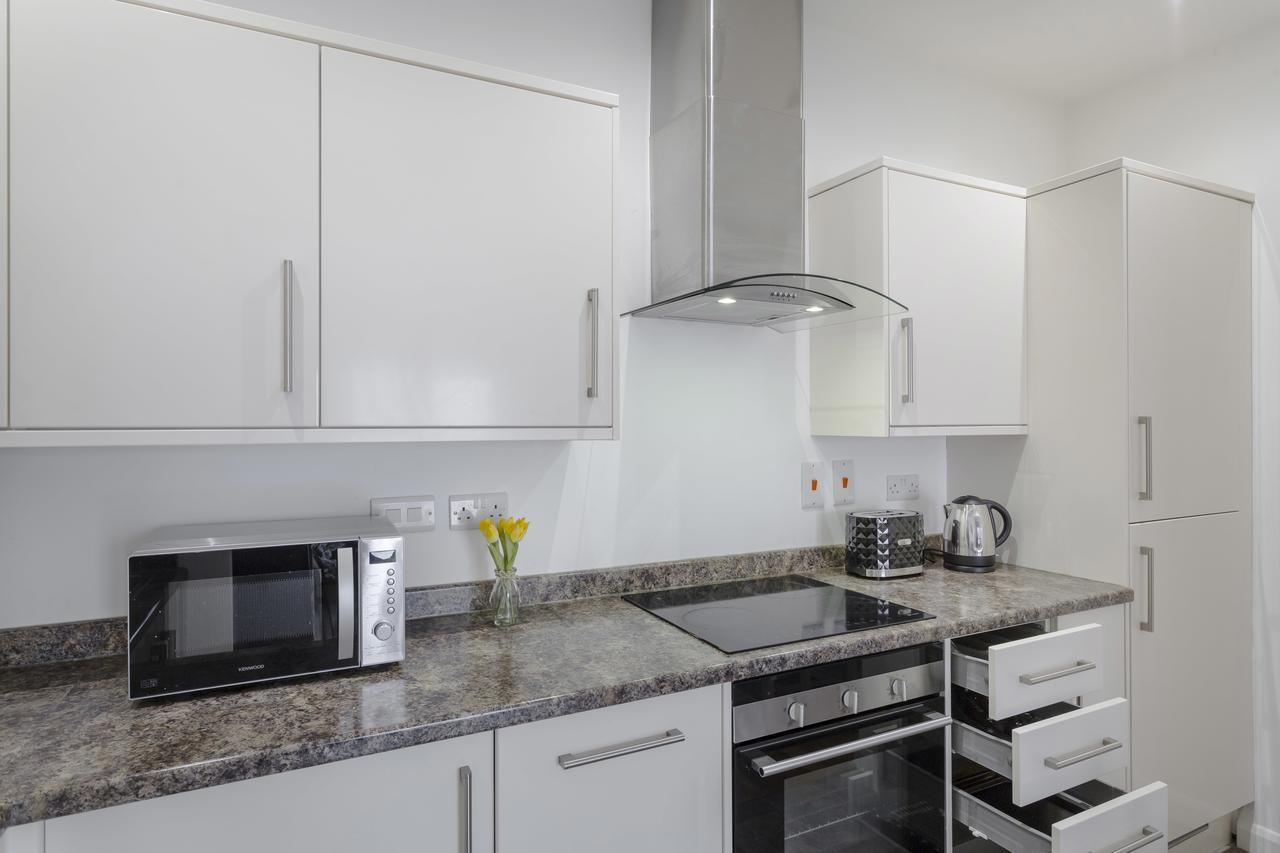 1 Bed Apt Sleeps 4 Luton  Dış mekan fotoğraf