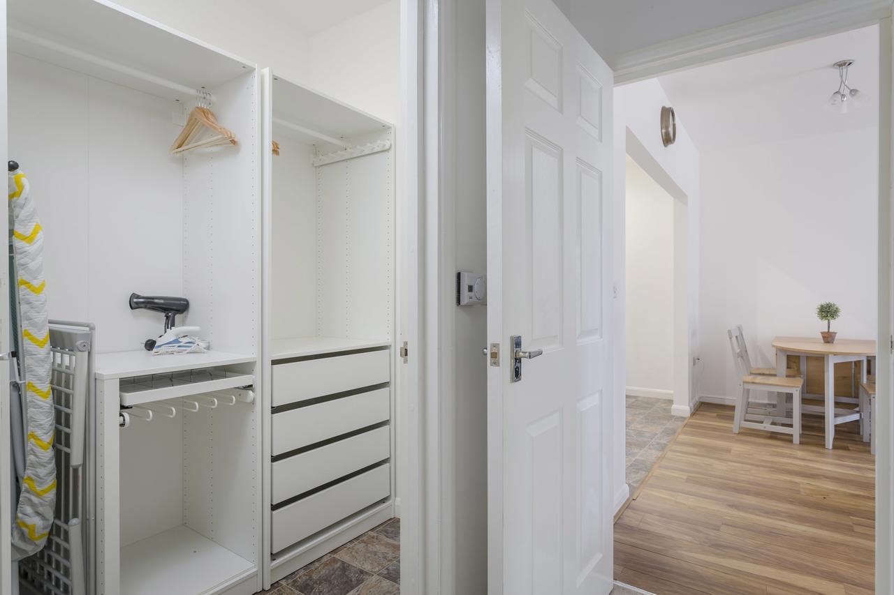 1 Bed Apt Sleeps 4 Luton  Dış mekan fotoğraf